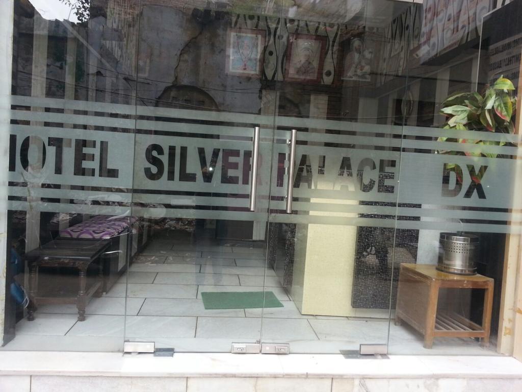 Hotel Silver Palace Deli Exterior foto
